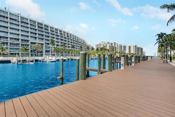 3001 NE 185th St #610, Aventura, FL 33180