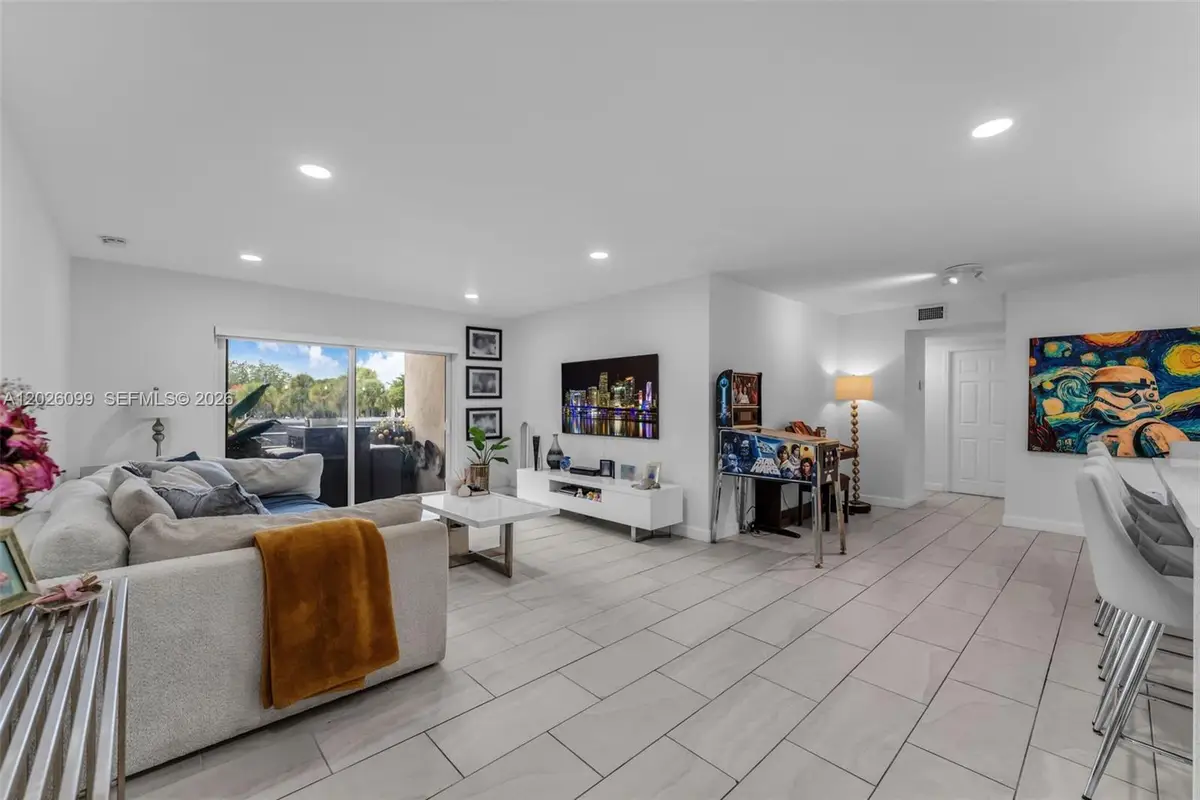 7765 SW 86th St #F2-205, Miami, FL 33143 - #1