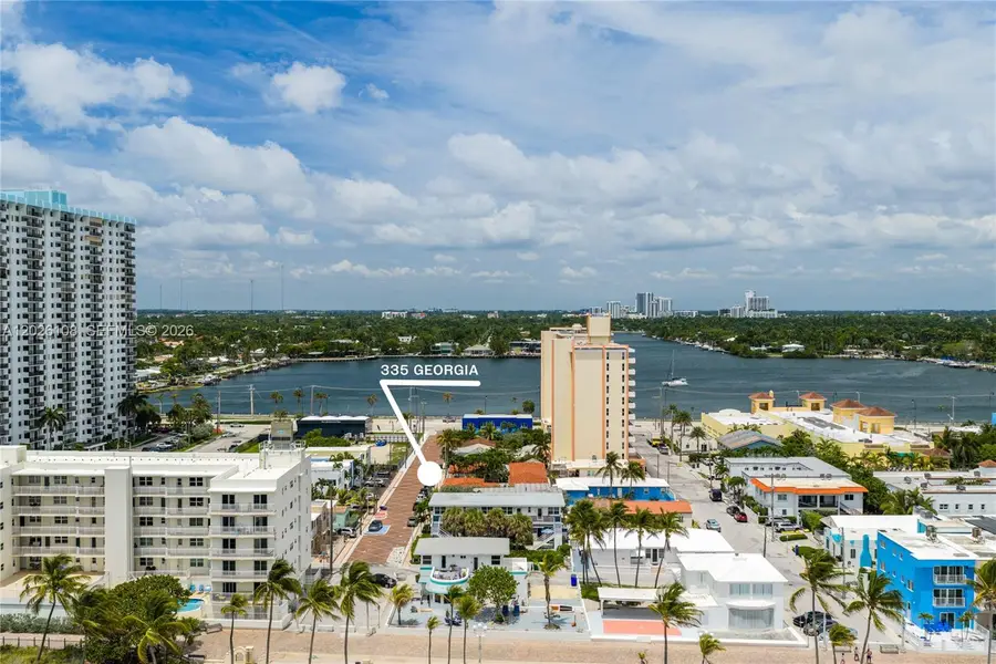 335 Georgia St, Hollywood, FL 33019 - #3
