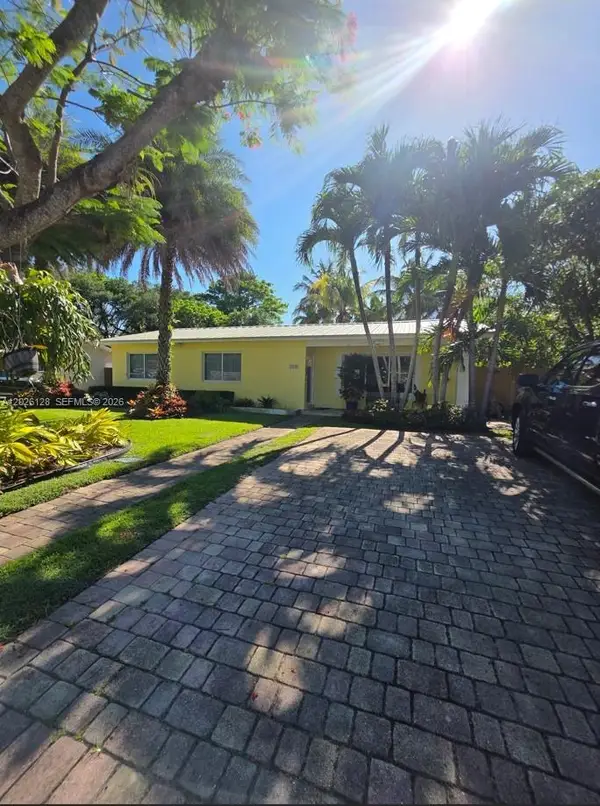 8040 SW 63rd Pl, Miami, FL 33143