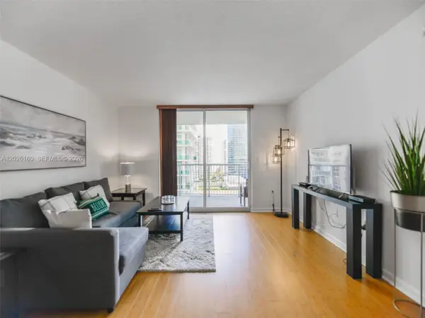 1200 Brickell Bay Dr #2119, Miami, FL 33131