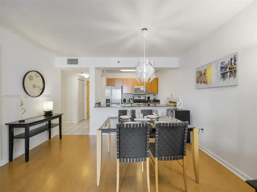 1200 Brickell Bay Dr #2119, Miami, FL 33131 - #3