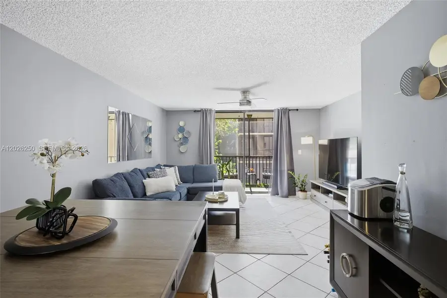 10451 W Broward Blvd #209, Plantation, FL 33324 - #2