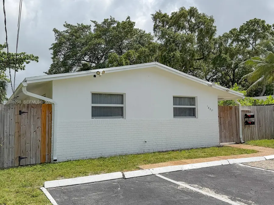 1827 SW 21st St, Fort Lauderdale, FL 33315 - #2