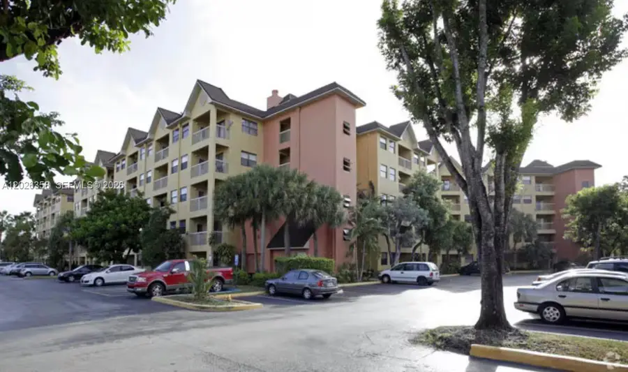 8290 Lake Dr #143, Doral, FL 33166 - #3