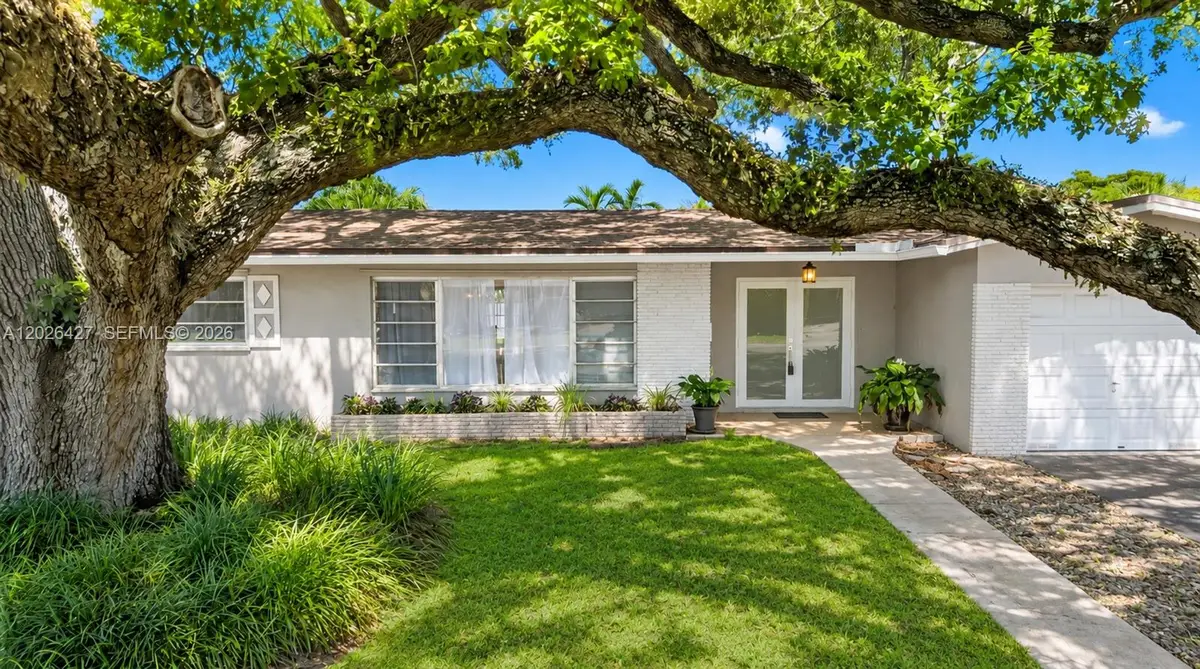 2202 N 42nd Ave, Hollywood, FL 33021 - #1