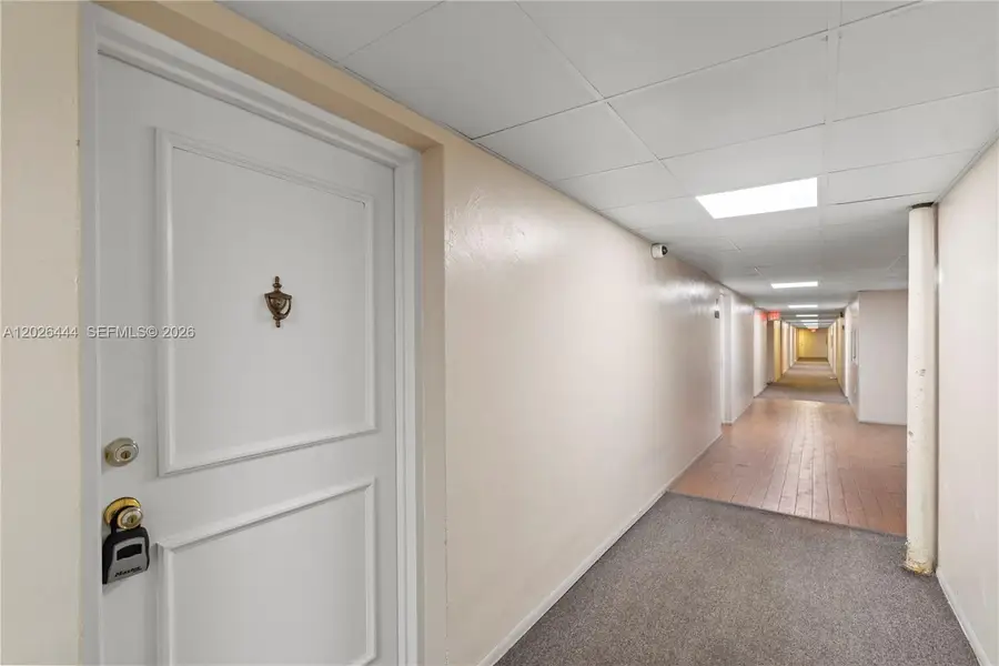 7100 NW 17th St #219, Plantation, FL 33313 - #3
