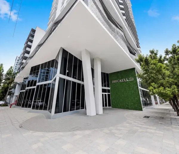 1010 SW 2nd Ave #809, Miami, FL 33130