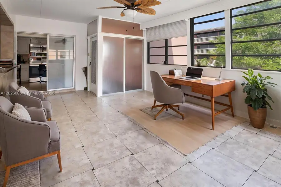 180 NE 12th Ave #18C, Hallandale Beach, FL 33009 - #3