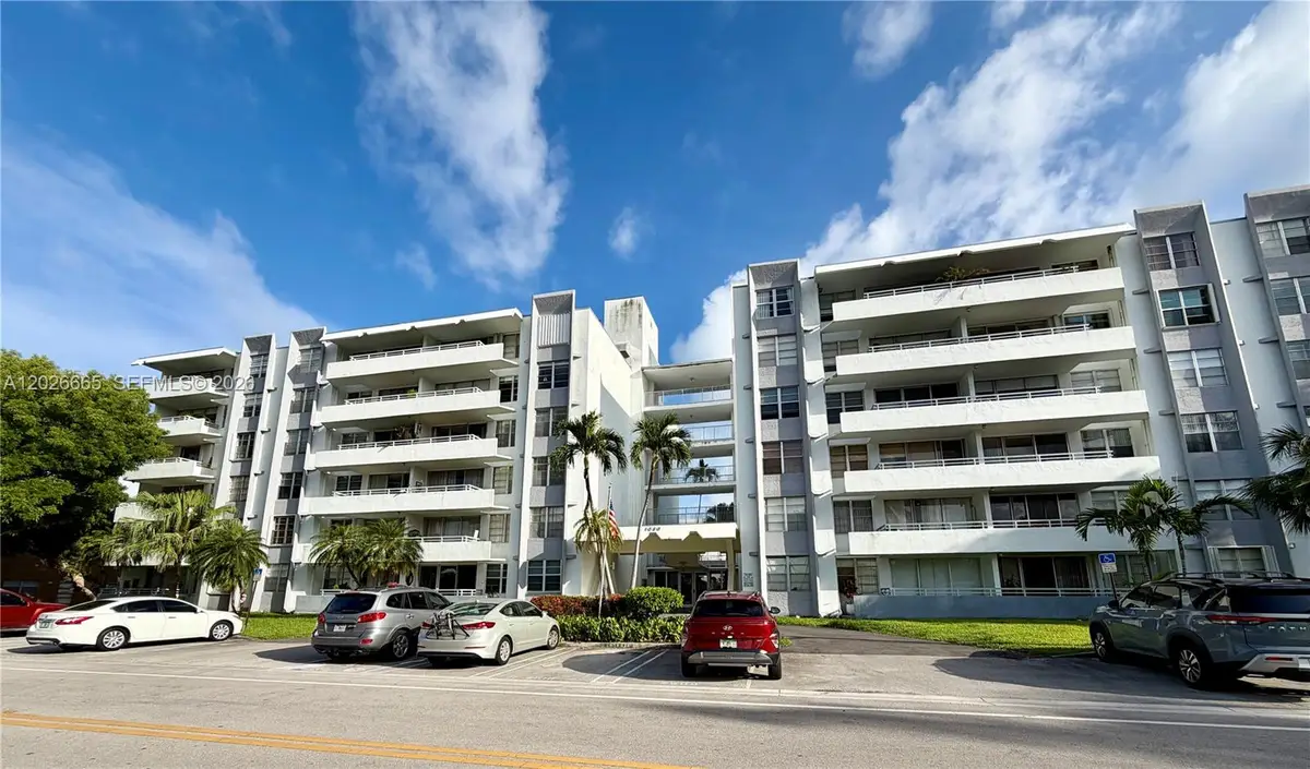1080 94th St #312, Bay Harbor Islands, FL 33154 - #1