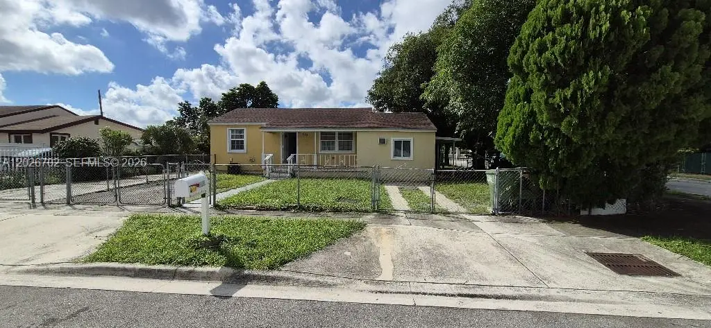 610 E 6th Pl, Hialeah, FL 33010 - #1