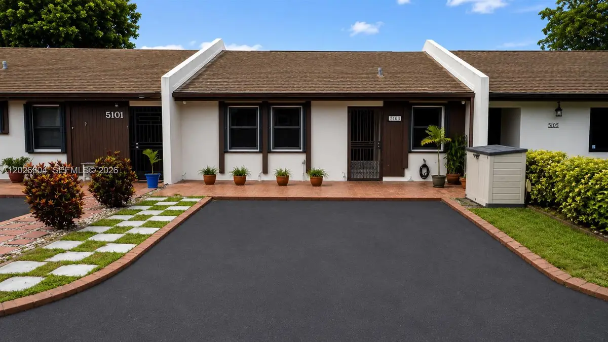 5103 SW 138th Ave Cir, Miami, FL 33175 - #1