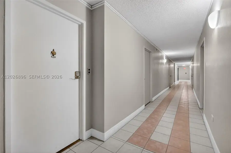 7135 Collins Ave #1124, Miami Beach, FL 33141 - #3