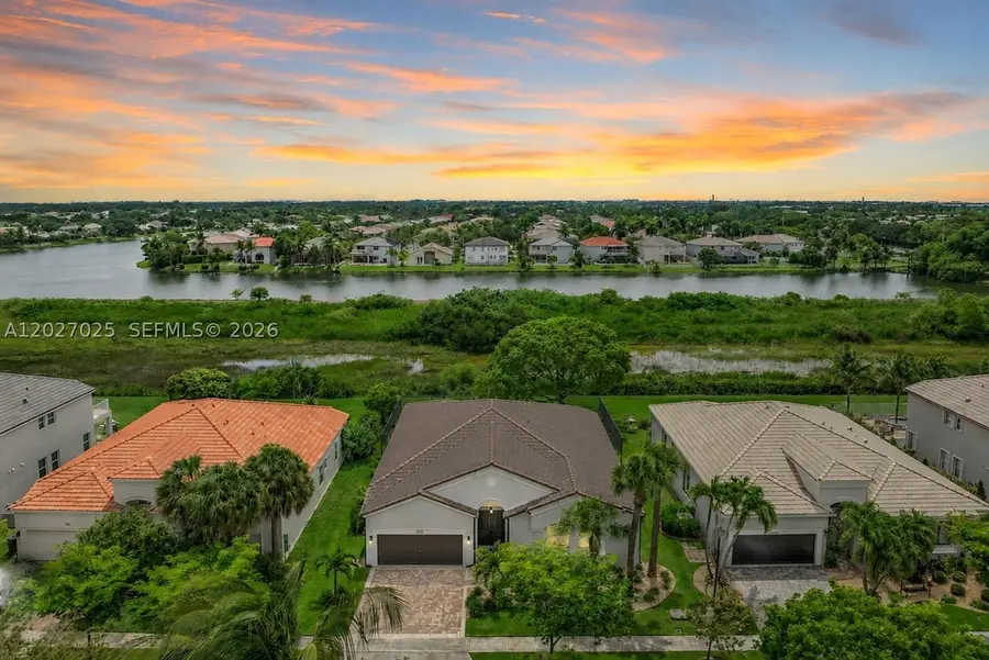 1453 SW 167th Ave, Pembroke Pines, FL 33027 - #3