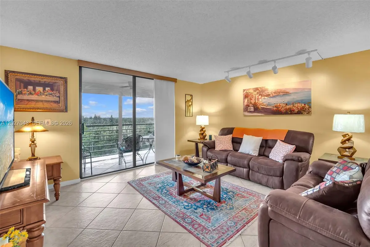 900 Saint Charles Place #PH9, Pembroke Pines, FL 33026 - #1