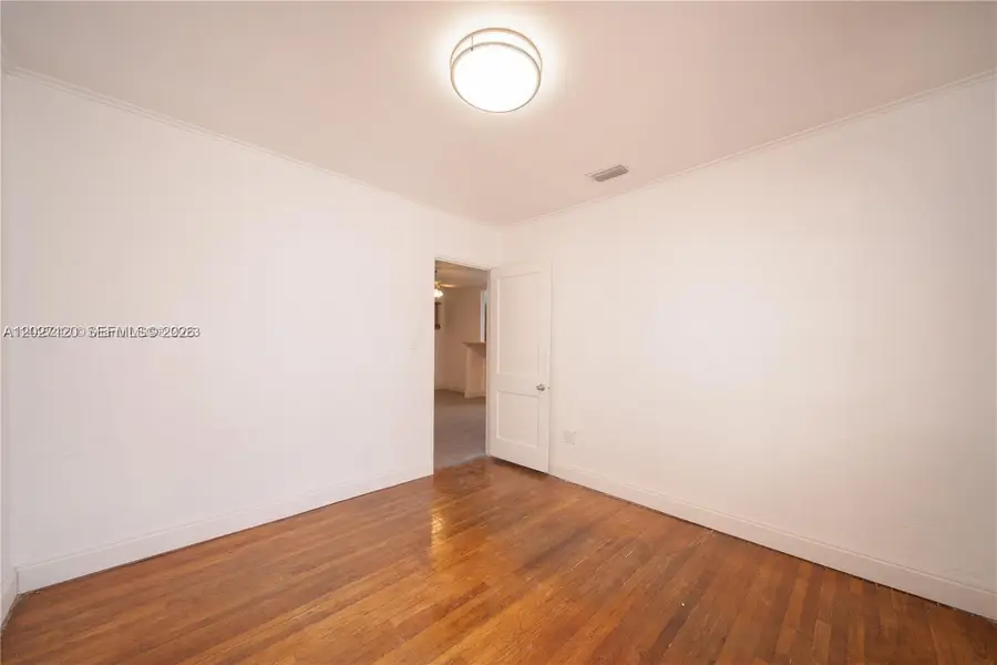 435 SW 33rd Ave, Miami, FL 33135 - #2