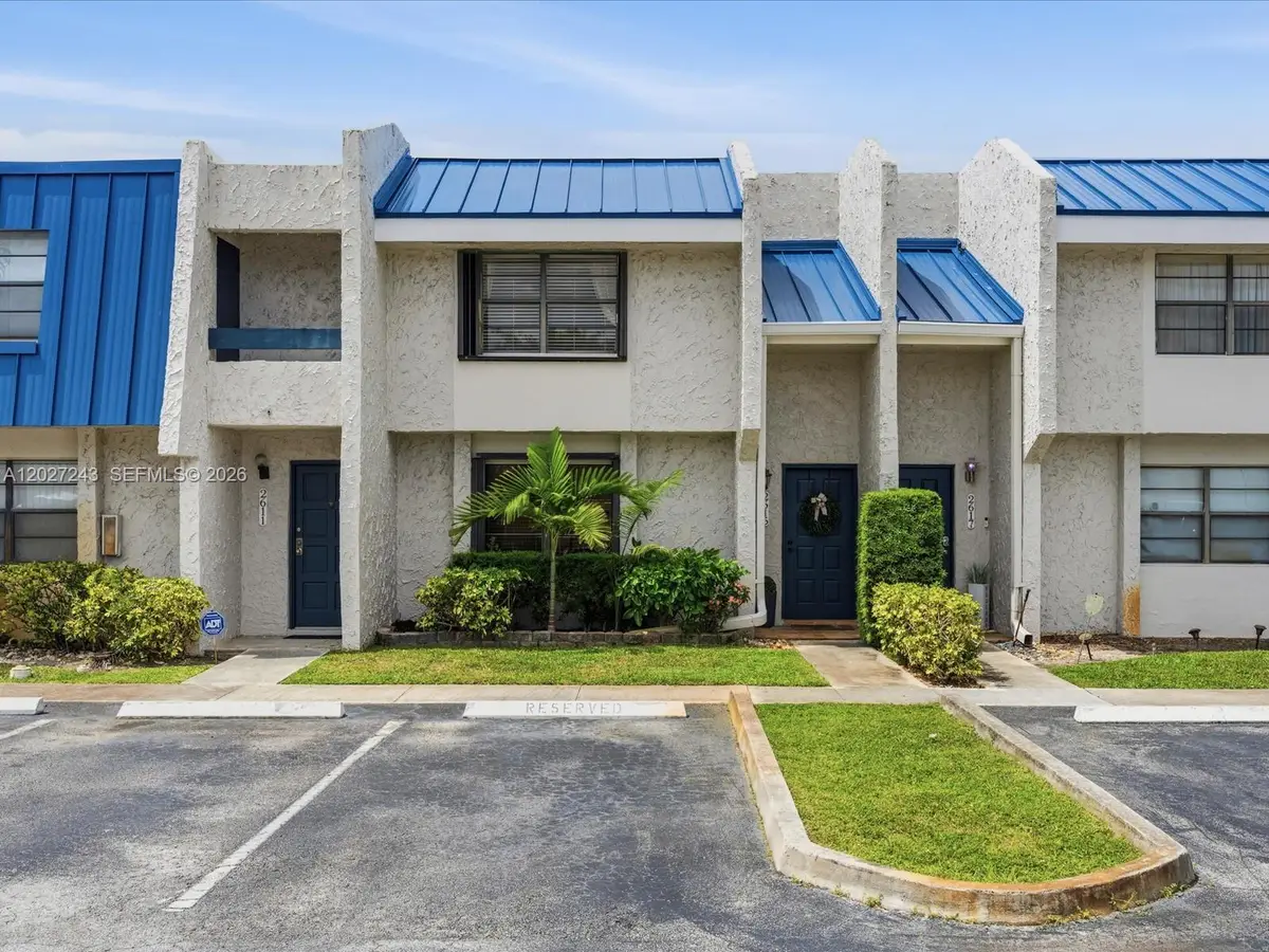 2615 N 40th Ave, Hollywood, FL 33021 - #1