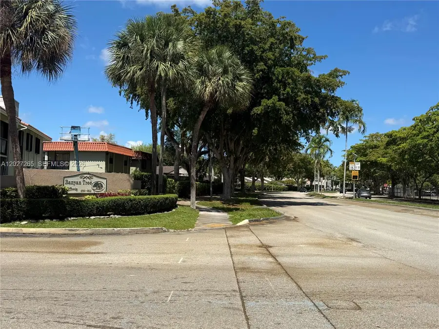 9716 Hammocks Blvd #101, Miami, FL 33196 - #3