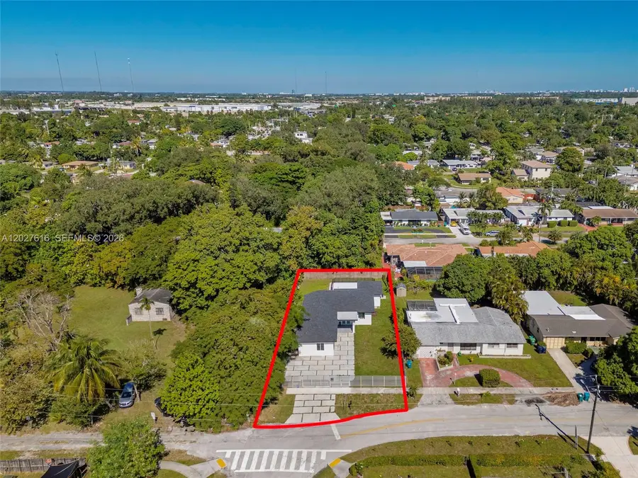 651 NE 172nd St, Miami, FL 33162 - #3