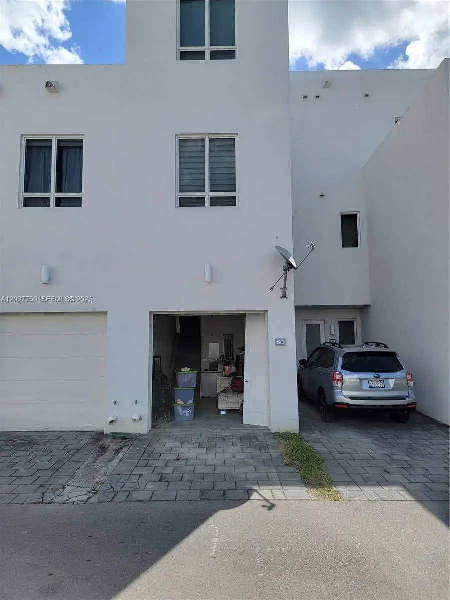 6310 NW 103rd Pl #202, Doral, FL 33178 - #3