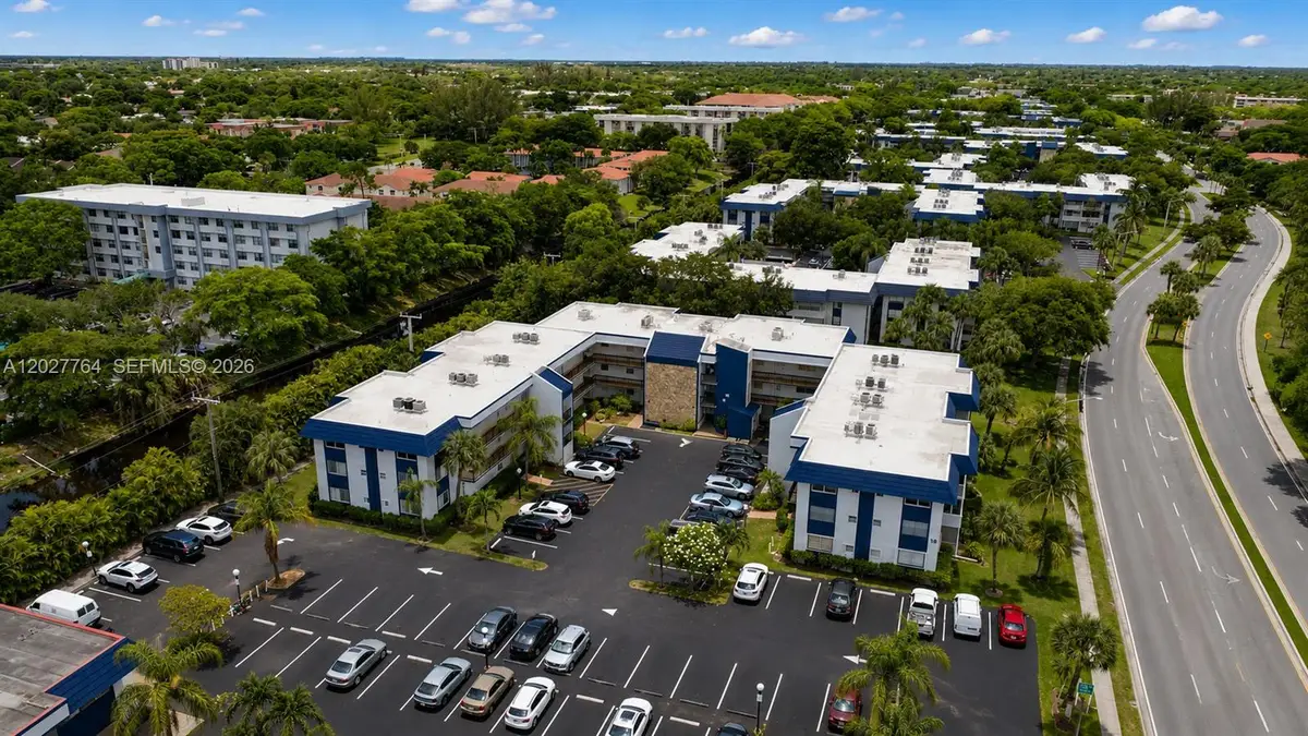 3050 Holiday Springs Blvd #305, Margate, FL 33063 - #1