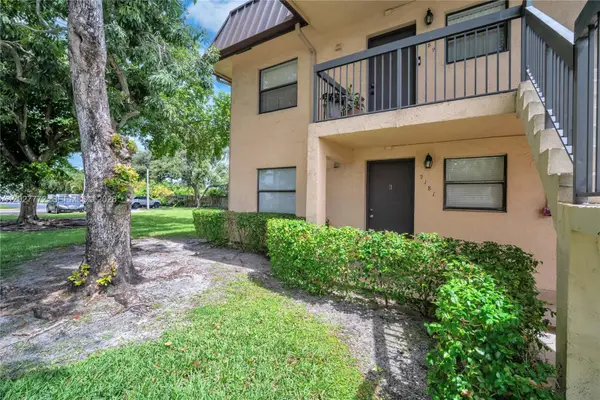 9181 NW 1st Ct #101, Pembroke Pines, FL 33024
