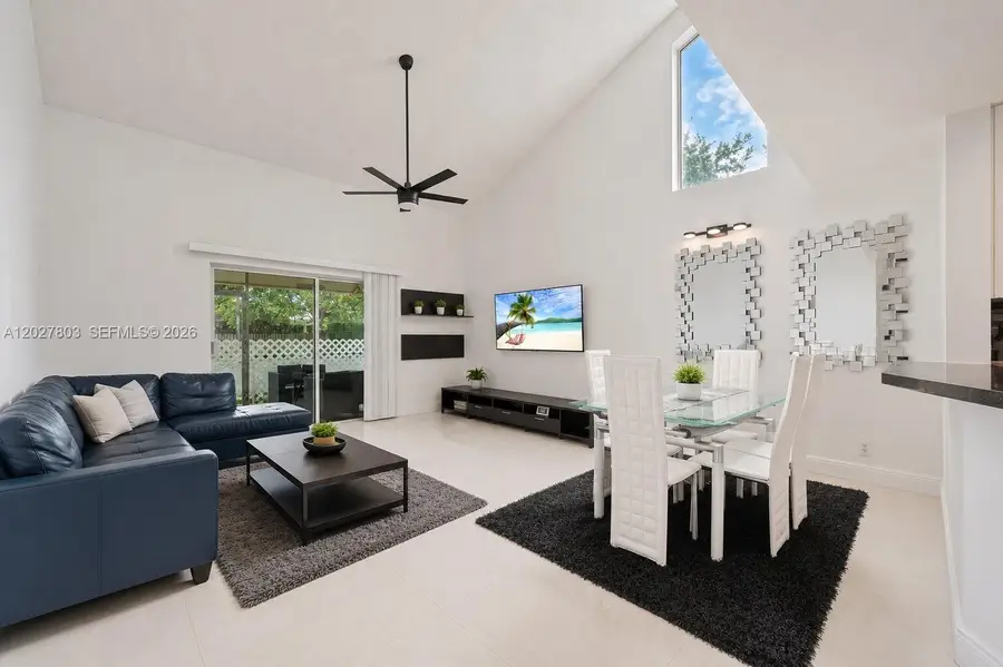 15723 Woodgate Pl #E, Sunrise, FL 33326 - #2