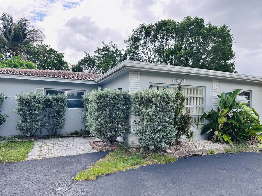 6631 NW 84th St, Tamarac, FL 33321 - #2