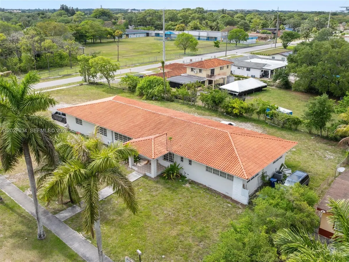 1895 NW 175th St, Miami Gardens, FL 33056 - #1