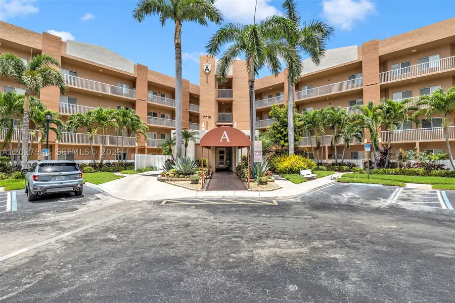 7715 Yardley Dr #106, Tamarac, FL 33321 - #3