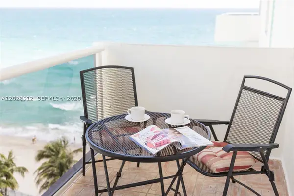 3725 S Ocean Dr #1003, Hollywood, FL 33019