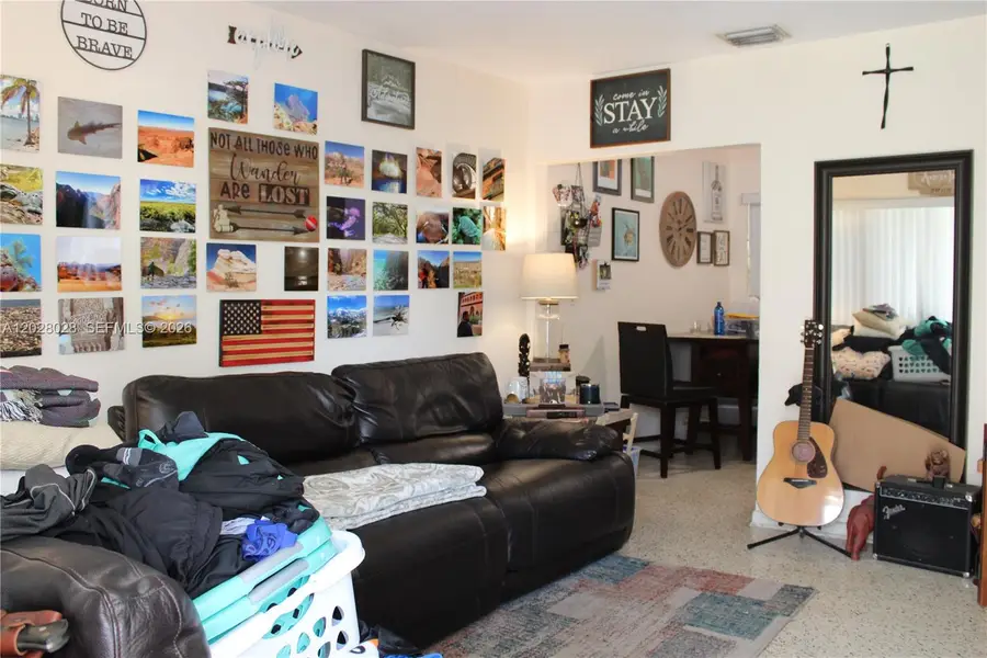 1022 NW 22nd Pl, Miami, FL 33125 - #2