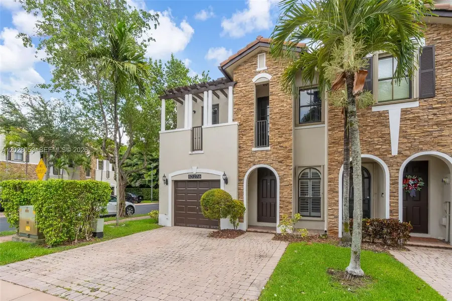10276 NW 30th Ter, Doral, FL 33172 - #2