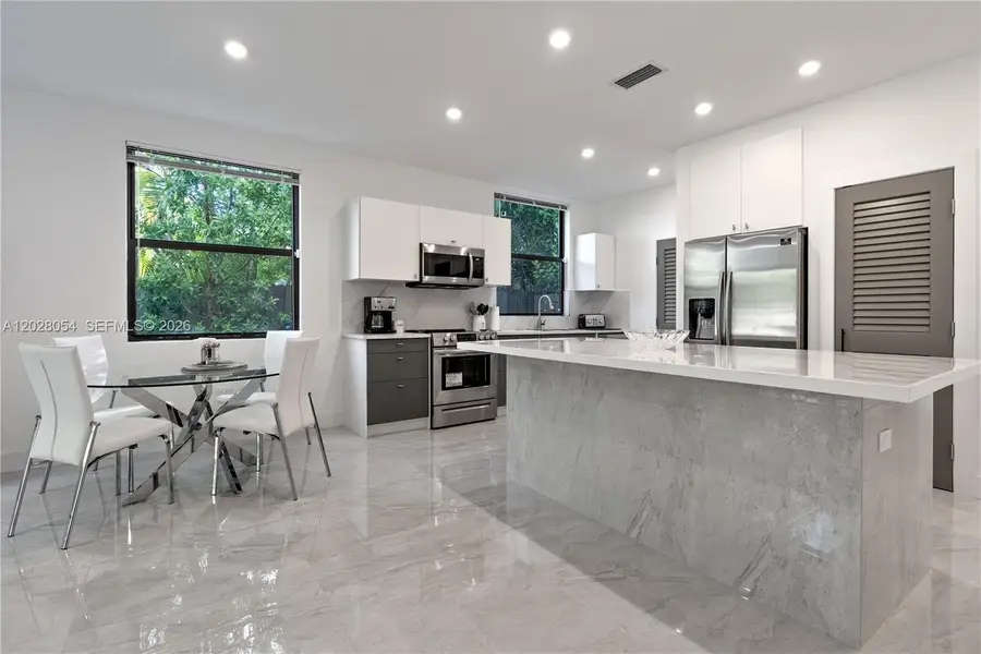 2887 SW 33rd Ave, Miami, FL 33133 - #2