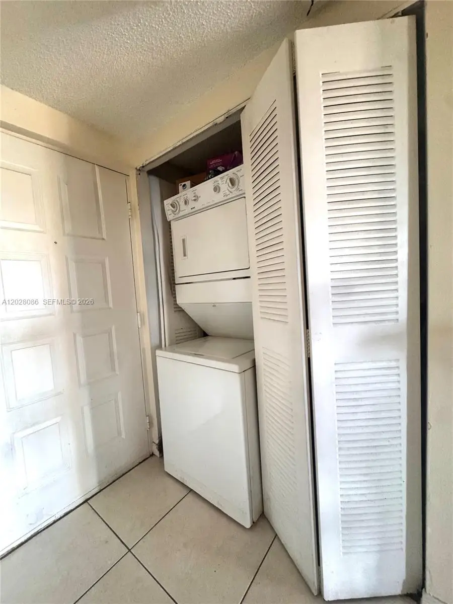 8290 Lake Dr #506, Doral, FL 33166 - #3
