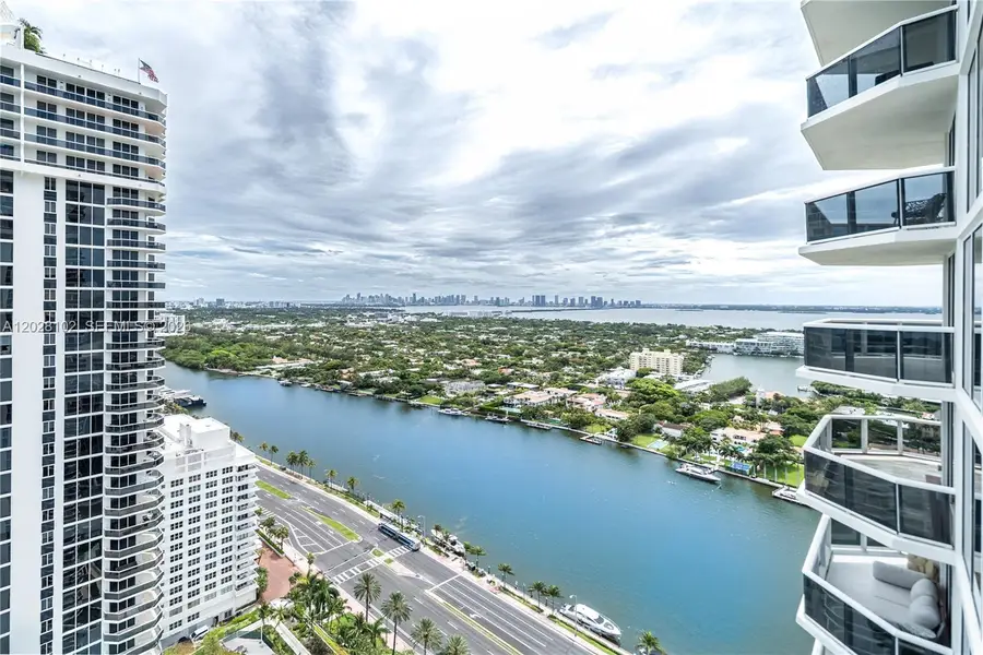 4779 Collins Ave #3504, Miami Beach, FL 33140 - #3