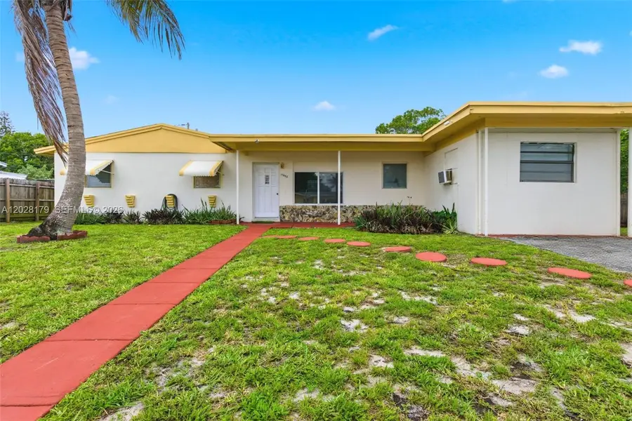 17432 NW 48th Ct, Miami Gardens, FL 33055 - #3