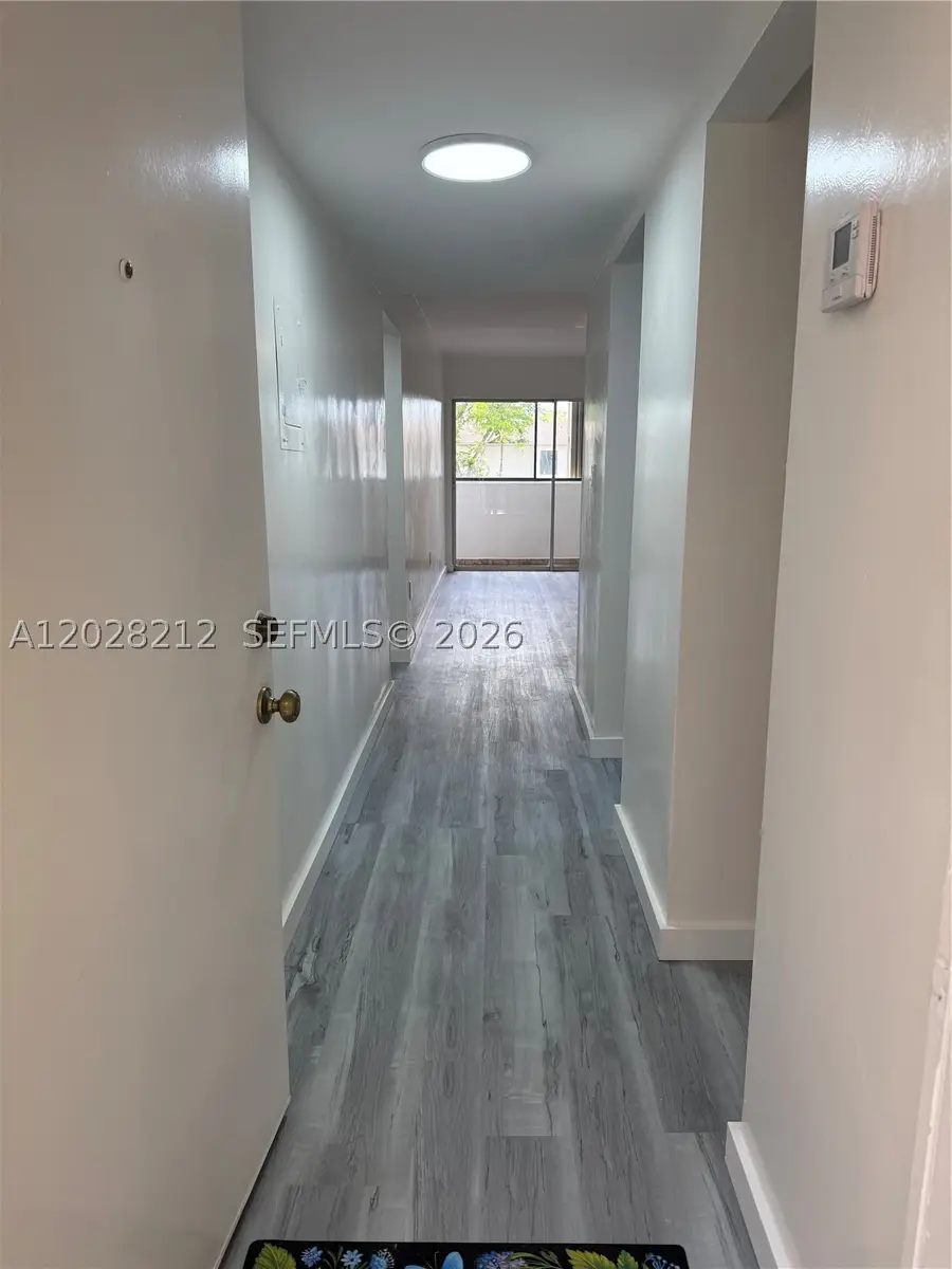 1555 W 44th Pl #203, Hialeah, FL 33012 - #2