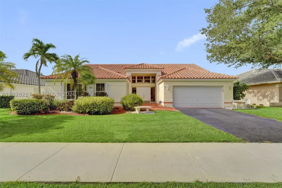 8860 Southern Orchard Rd S, Davie, FL 33328 - #2