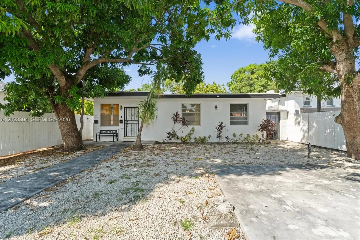 2453 SW 17th St, Miami, FL 33145 - #1