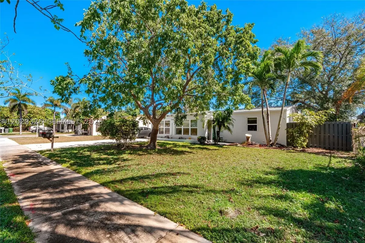 442 SW 22nd Ave, Fort Lauderdale, FL 33312 - #1