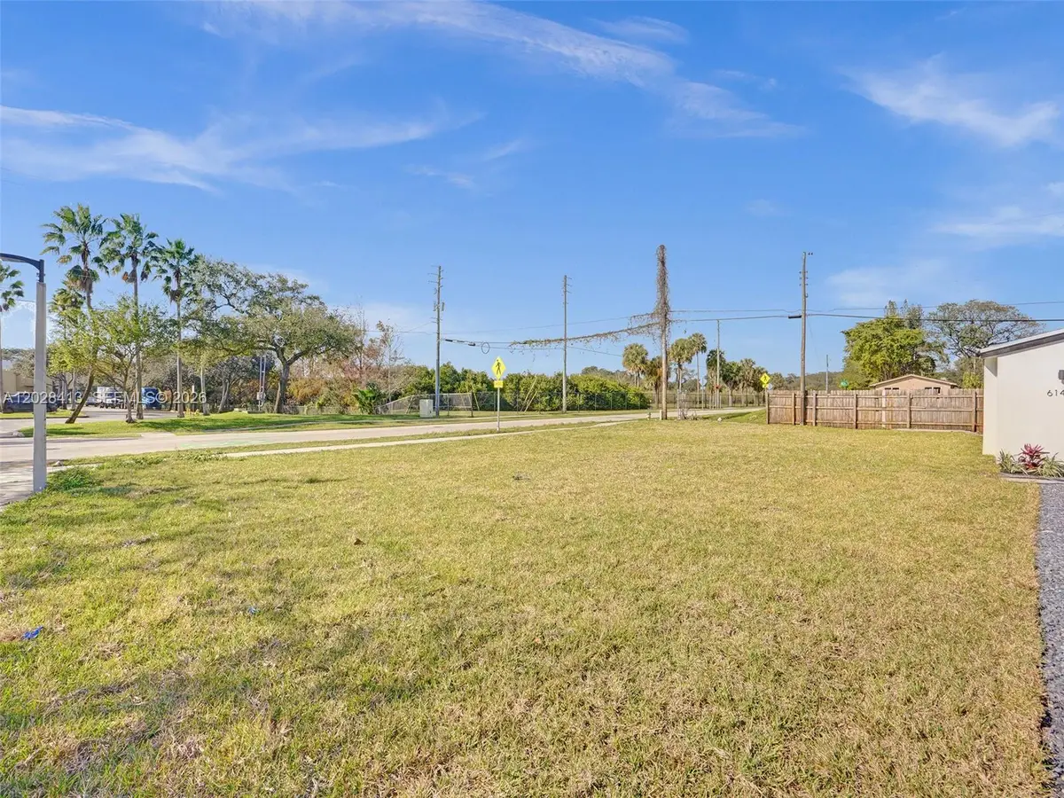 6147 SW 40th St, Miramar, FL 33023 - #1