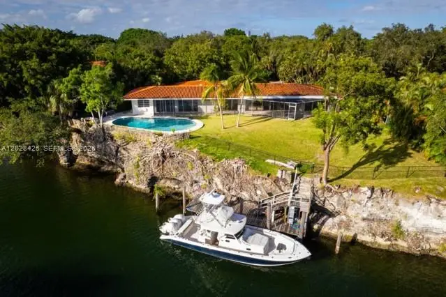 230 Edgewater Dr, Coral Gables, FL 33133 - #1