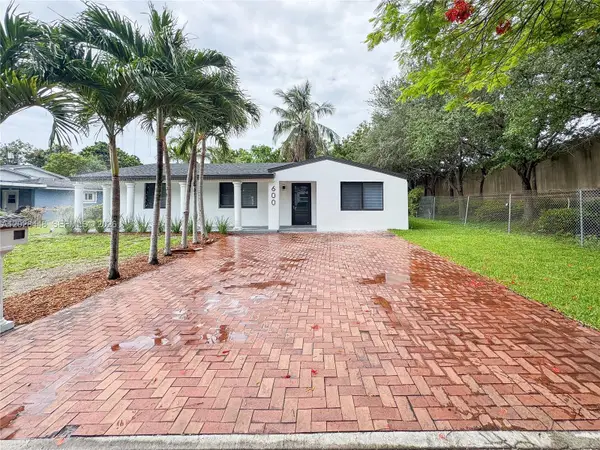 600 NW 108th Ter, Miami, FL 33168