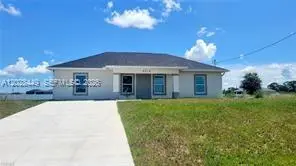 9019 E Crow Cir, Port Labelle, FL 33935 - #1