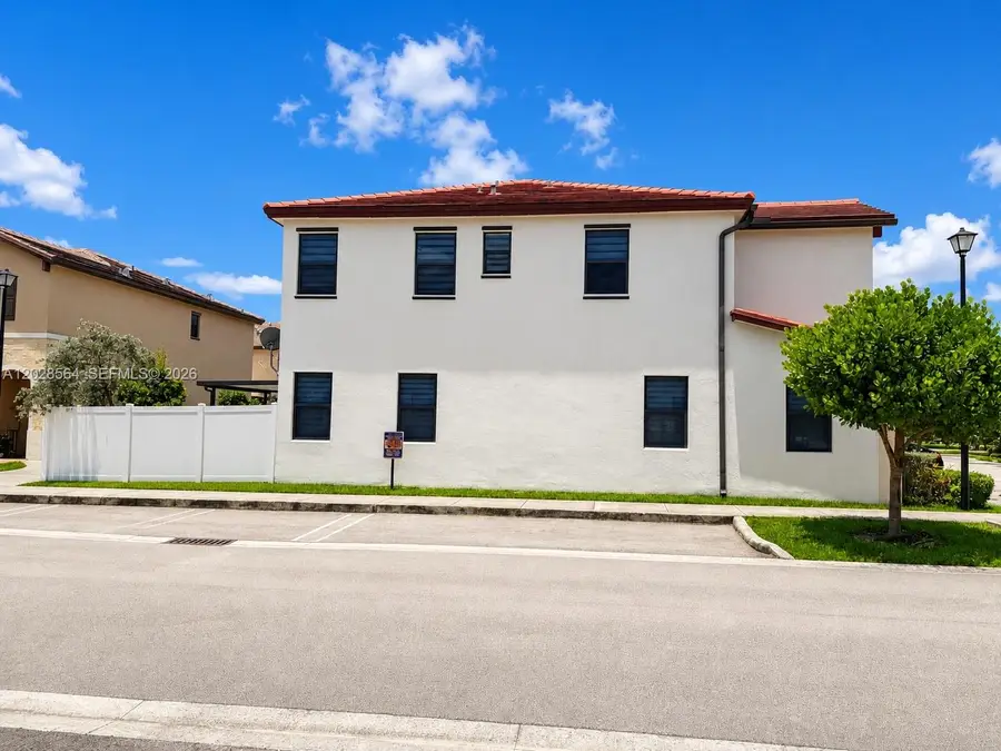 3368 W 105th Ter, Hialeah, FL 33018 - #3