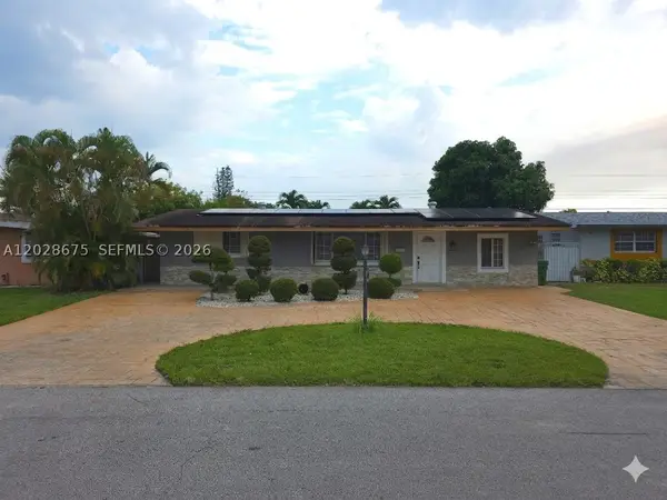 8420 NW 10th St, Pembroke Pines, FL 33024