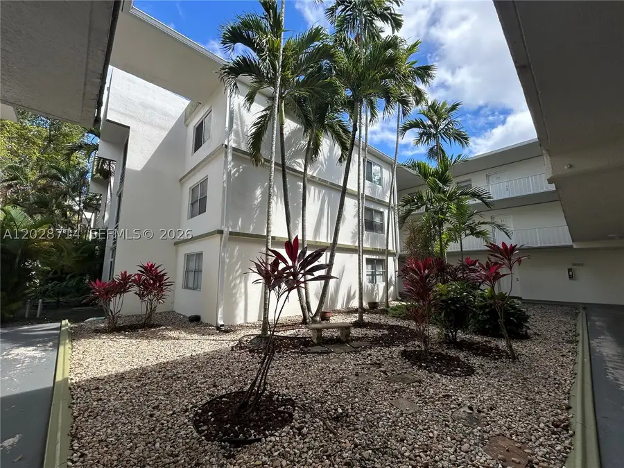 4205 N University Dr #112, Sunrise, FL 33351 - #2