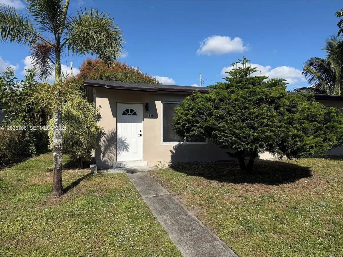 7821 NW 30th St, Davie, FL 33024 - #1