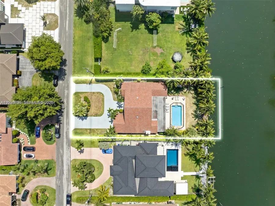 413 Holiday Dr, Hallandale Beach, FL 33009 - #2